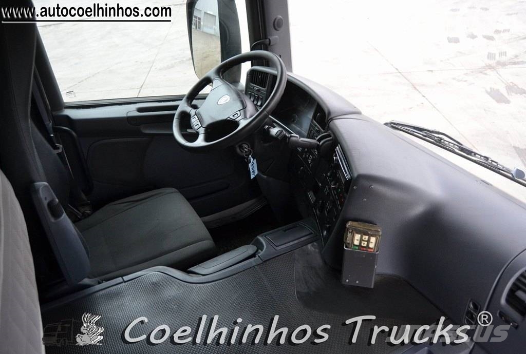 Scania P 360 Camiones cisterna