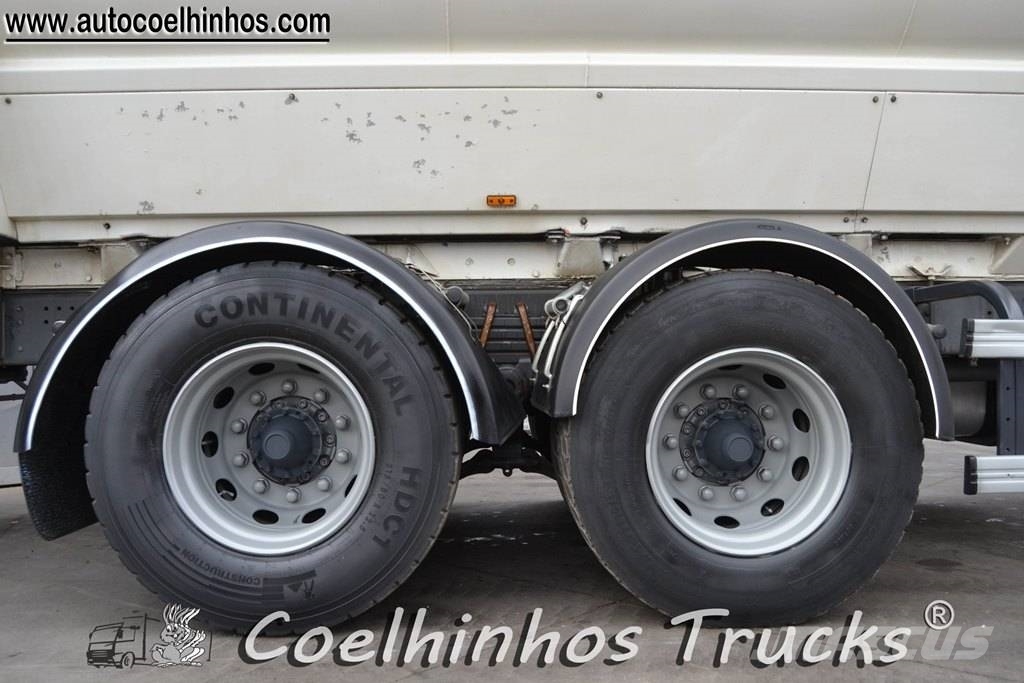 Scania P 360 Camiones cisterna