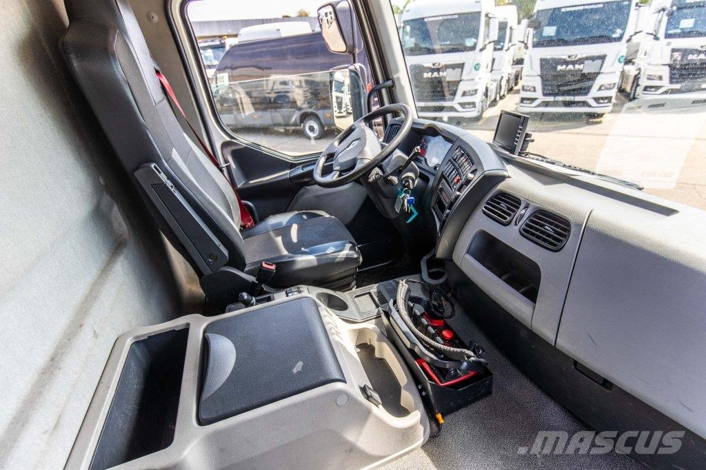 Renault D19.280 DXI +PALFINGER 14 T/m 篷布卡車