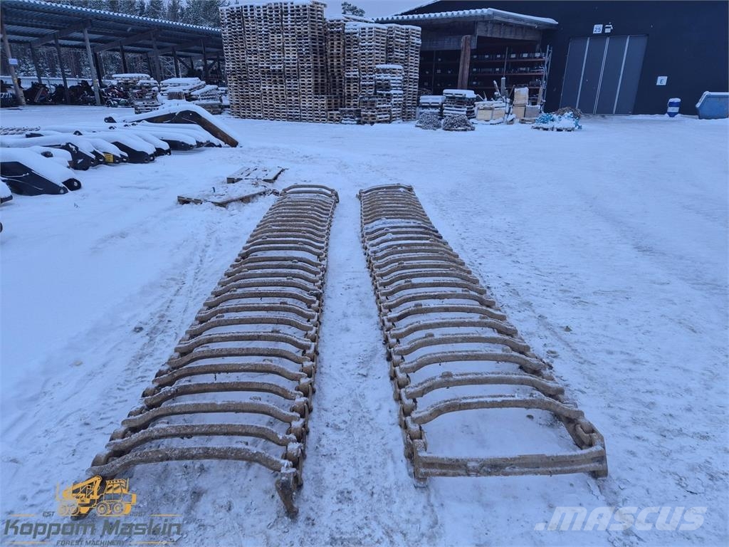 Clark Grouzer 700-710x26,5 Used/Beg Lánctalpak, láncok és futóművek