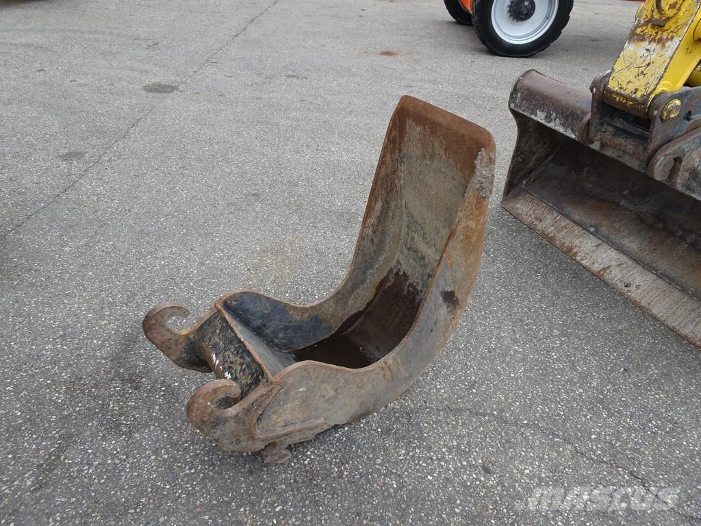 Komatsu PC88MR-8 PC88MR Minibagger < 7t