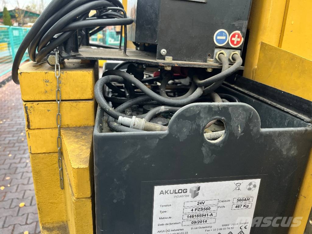 Grove TOUCAN 1100C    V-4140 EO Вертикальні щоглові підйомники
