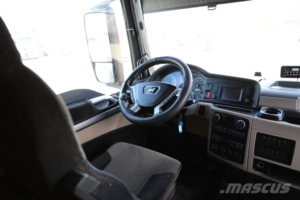 MAN TGX 18.500 4x2 LLS + Trailer Vega 3 axel lowbed وحدات الجر