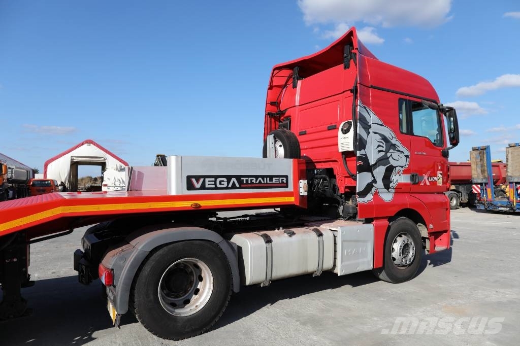 MAN TGX 18.500 4x2 LLS + Trailer Vega 3 axel lowbed وحدات الجر