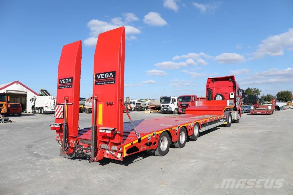 MAN TGX 18.500 4x2 LLS + Trailer Vega 3 axel lowbed وحدات الجر
