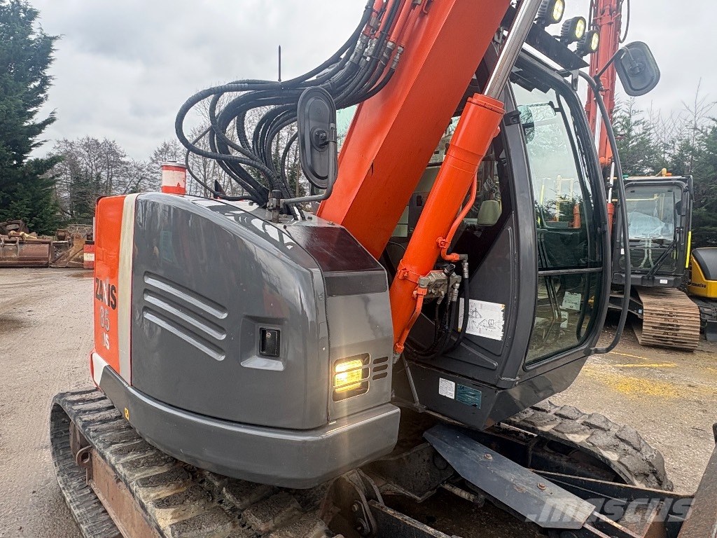 Hitachi ZX85US-3 ENGCON Midi bageri 7t – 12t