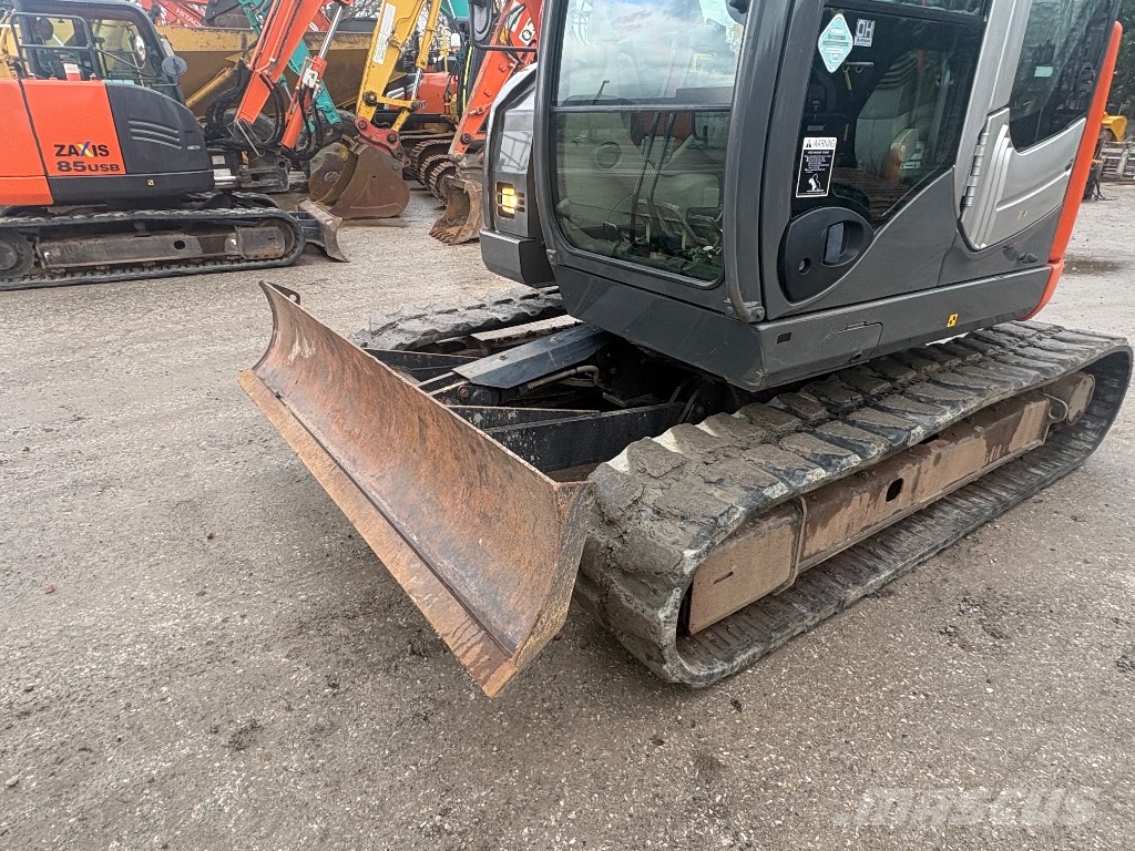 Hitachi ZX85US-3 ENGCON Midi bageri 7t – 12t