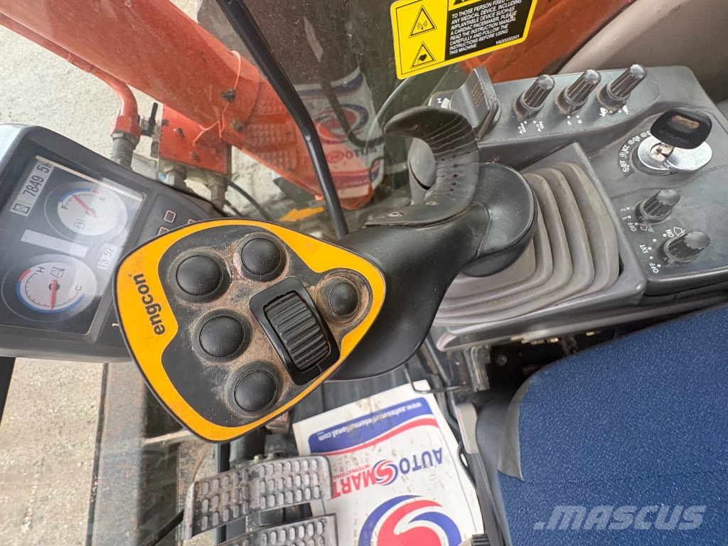 Hitachi ZX85US-3 ENGCON Midi bageri 7t – 12t