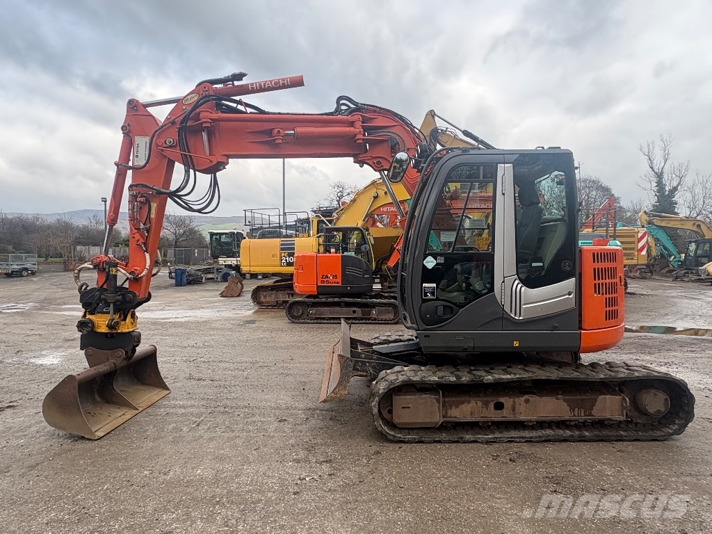 Hitachi ZX85US-3 ENGCON Midi bageri 7t – 12t