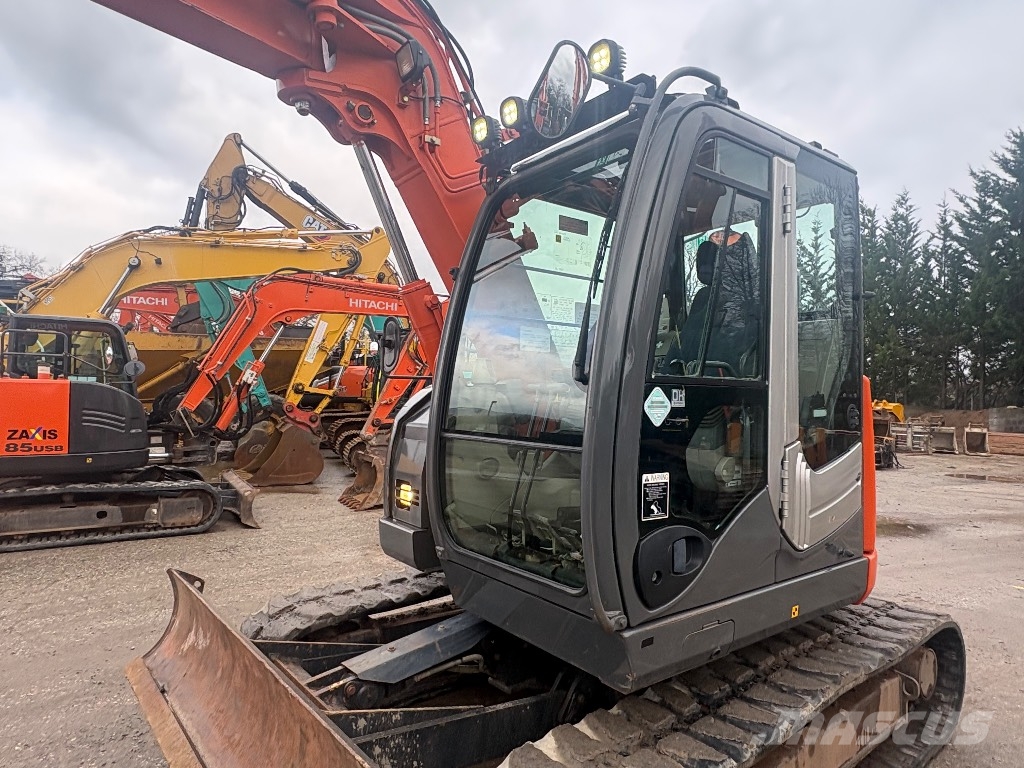 Hitachi ZX85US-3 ENGCON Midi bageri 7t – 12t