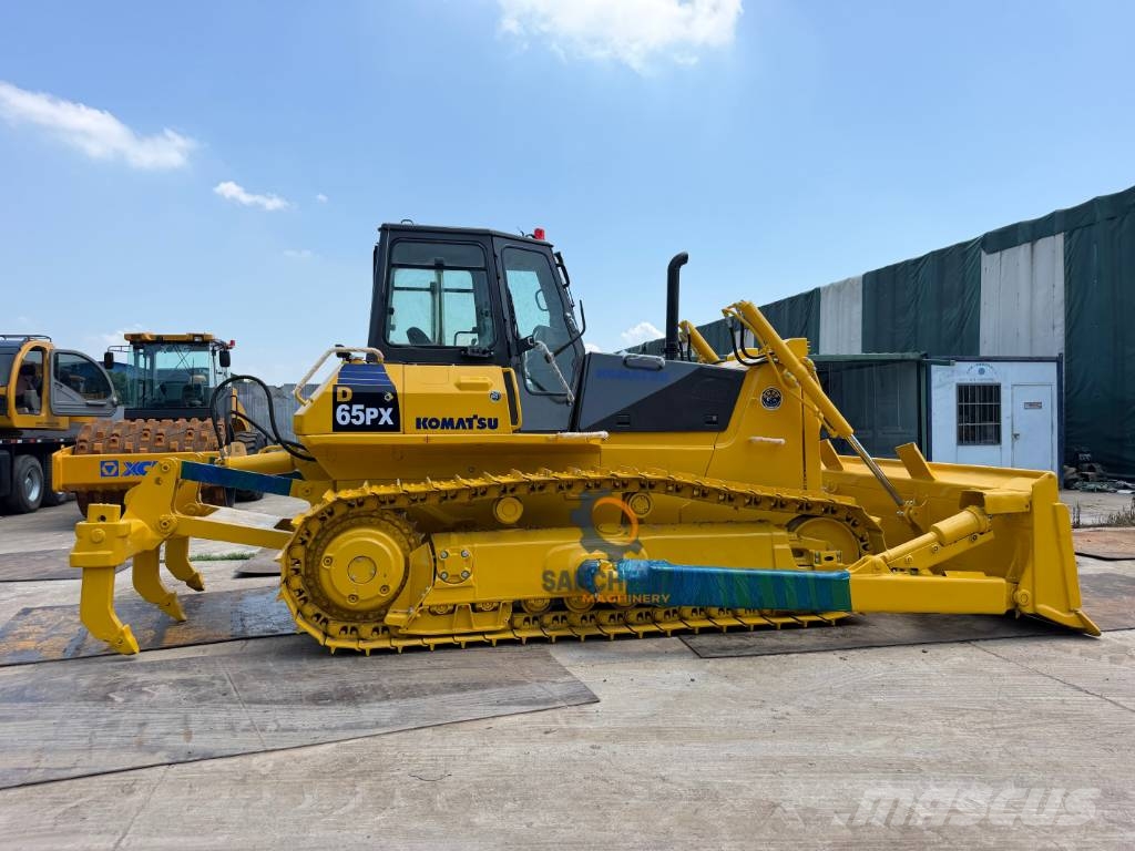 Komatsu D 65 PX-12 Buldožerji goseničarji
