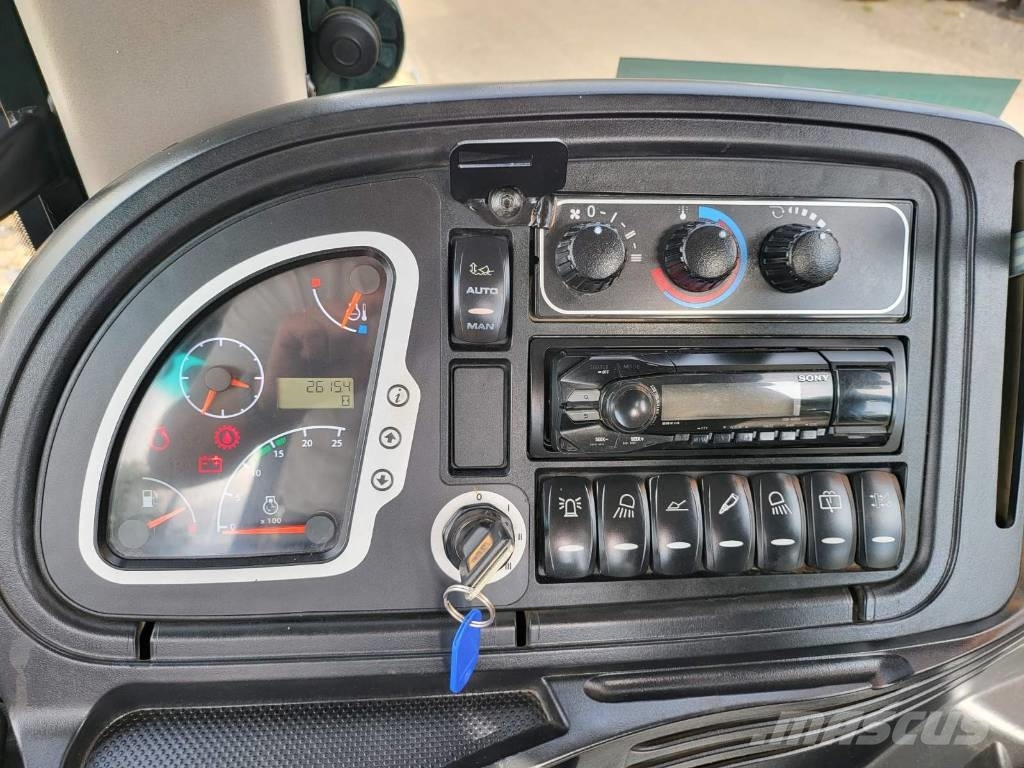 JCB 3 CX Utovarni rovokopači