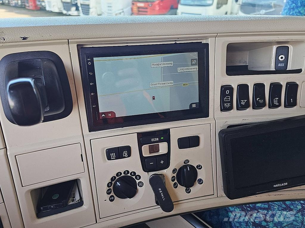 Scania R580 V8 6X2/4 TWIN STEER MANUAL GEARBOX SPECIAL IN Vilcēji