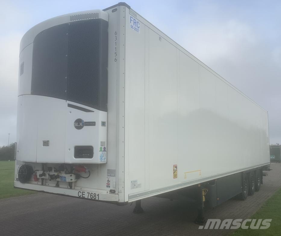 Schmitz Cargobull Trailer Reefer Flower Width & Dual Temp & Double S نصف مقطورات بدرجة حرارة قابلة للضبط