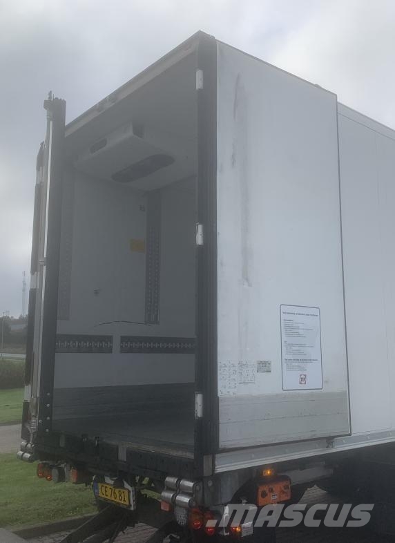 Schmitz Cargobull Trailer Reefer Flower Width & Dual Temp & Double S نصف مقطورات بدرجة حرارة قابلة للضبط