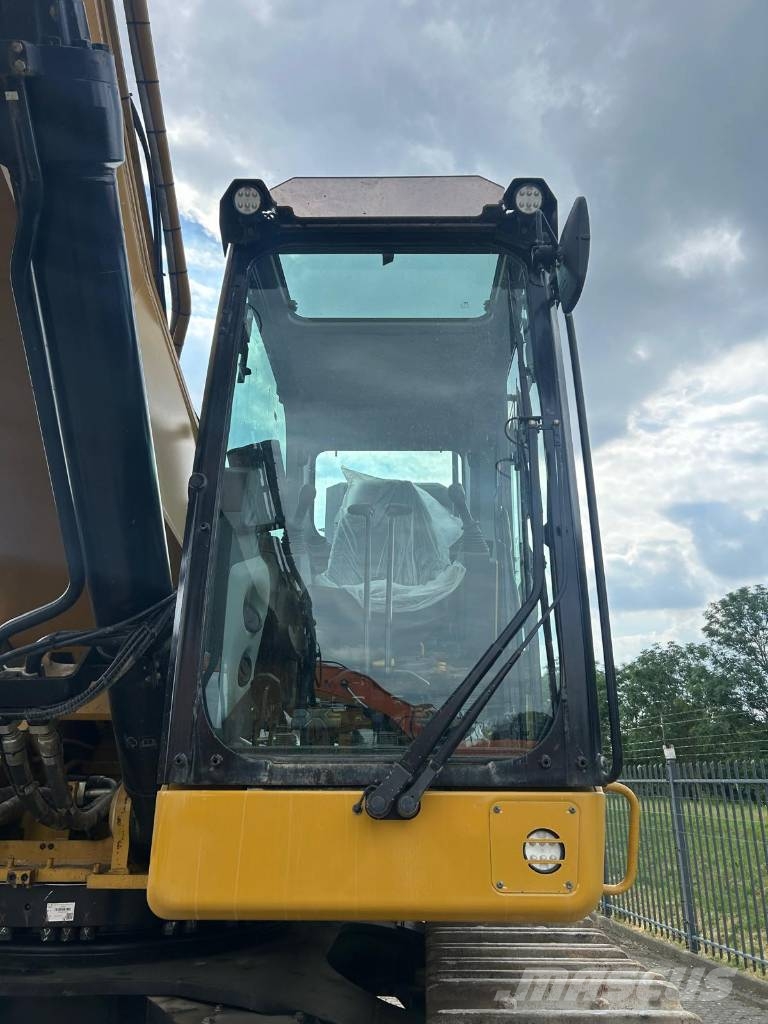 CAT 374 only 3820 SOLD Beltegraver