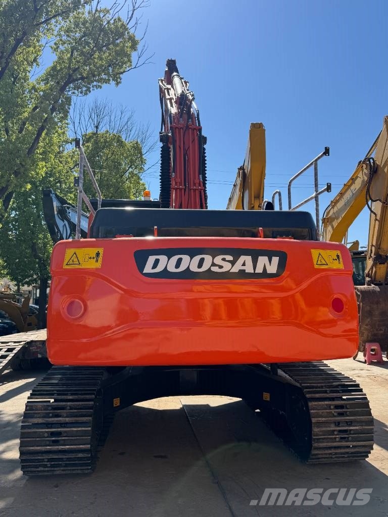 Doosan DX 300 LC-9C Rupsgraafmachines