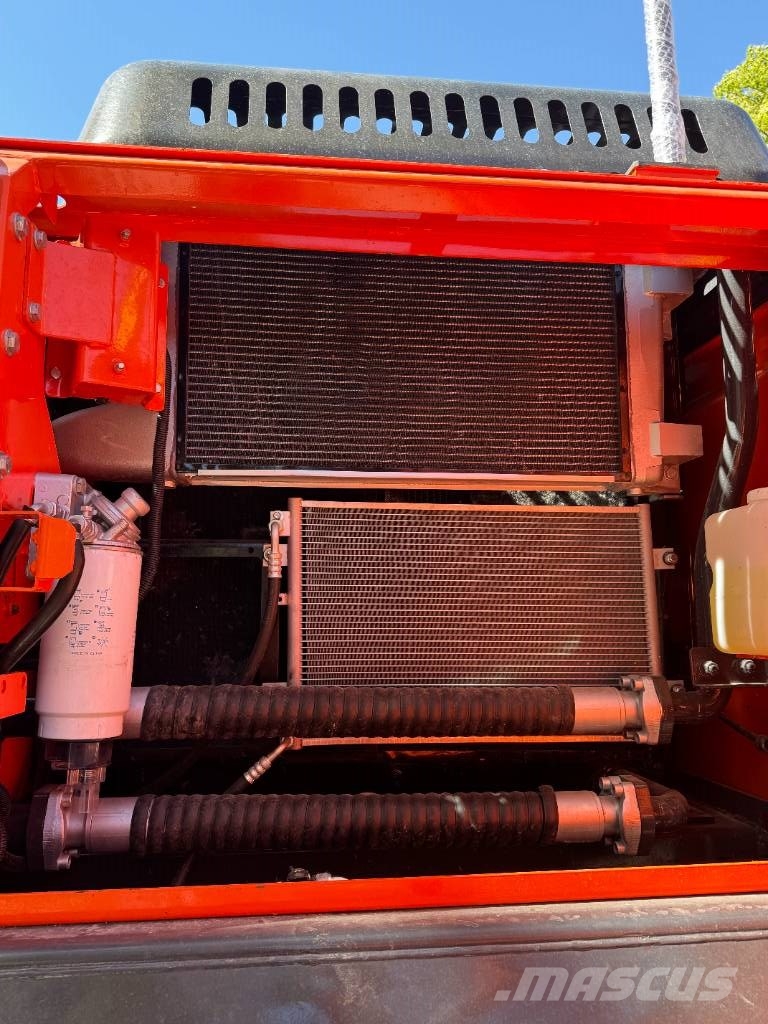 Doosan DX 300 LC-9C Rupsgraafmachines