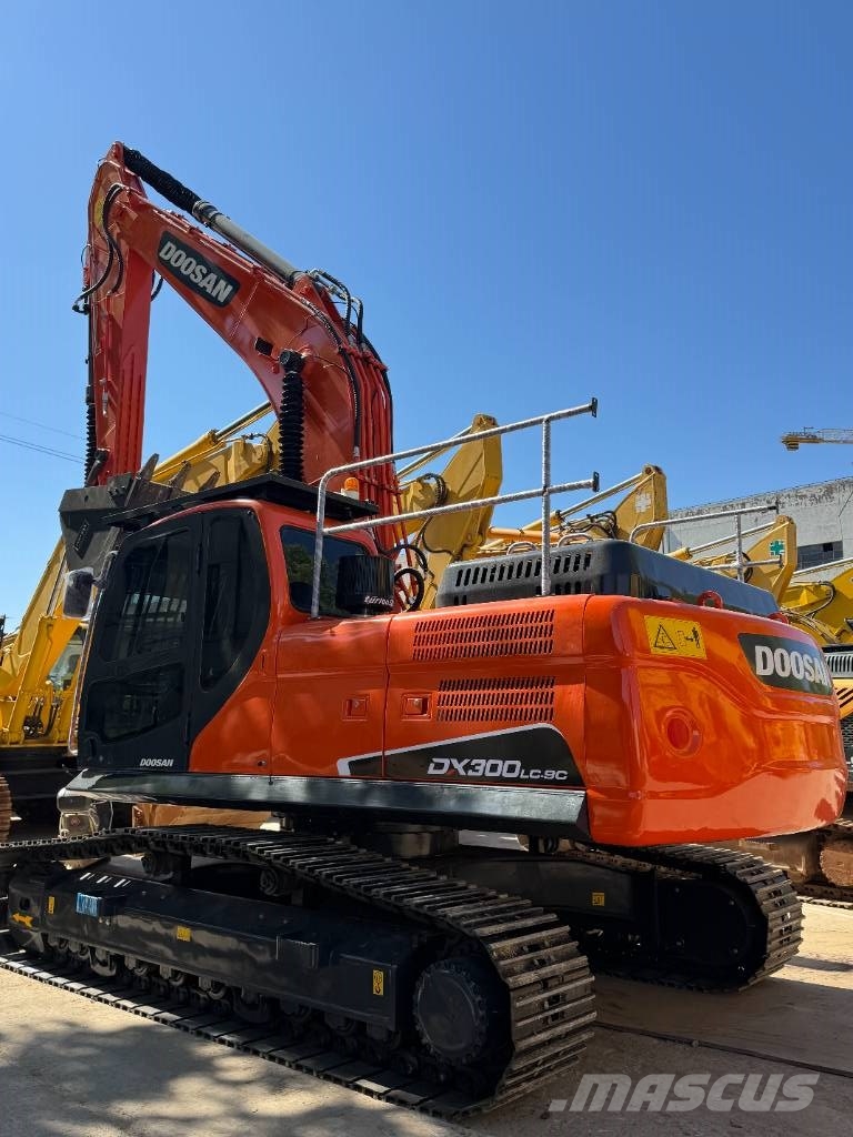 Doosan DX 300 LC-9C Rupsgraafmachines
