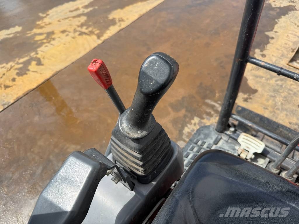 Kubota U17-3 - Hydr. Undercarriage / Hammer Lines Minigraafmachines < 7t