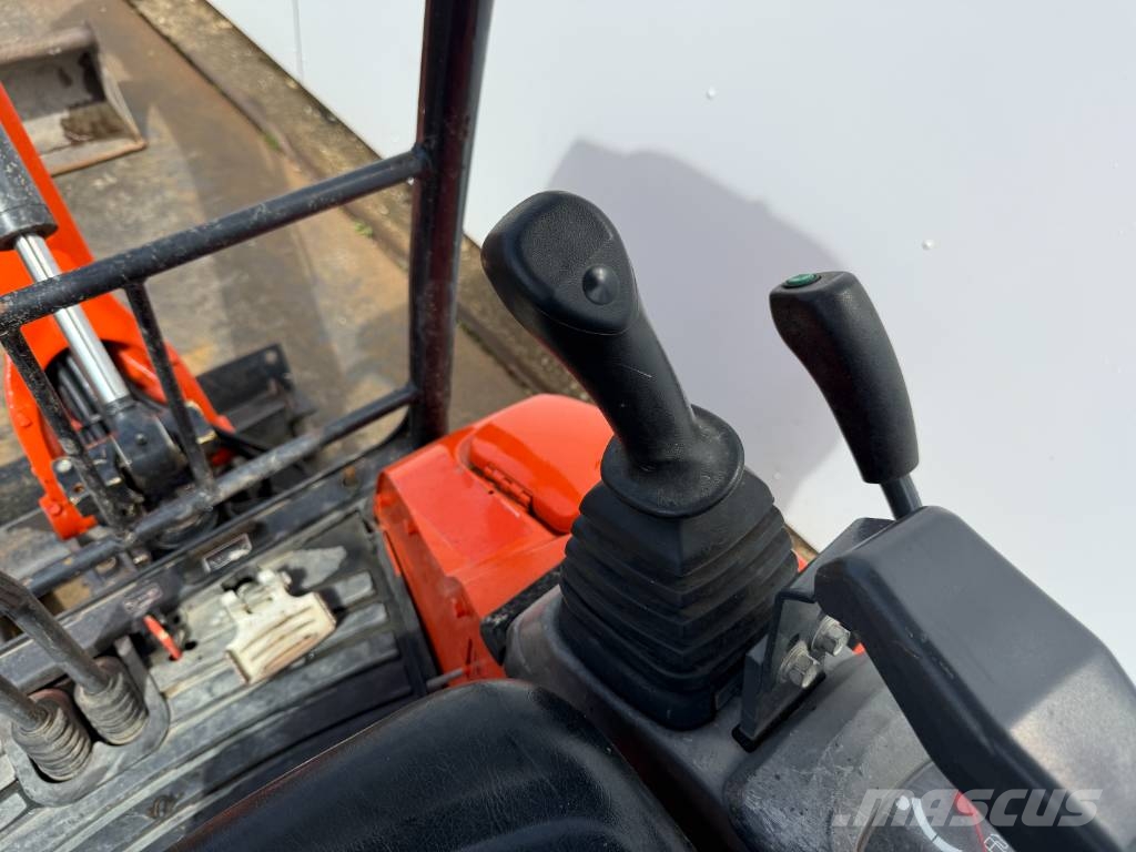 Kubota U17-3 - Hydr. Undercarriage / Hammer Lines Minigraafmachines < 7t
