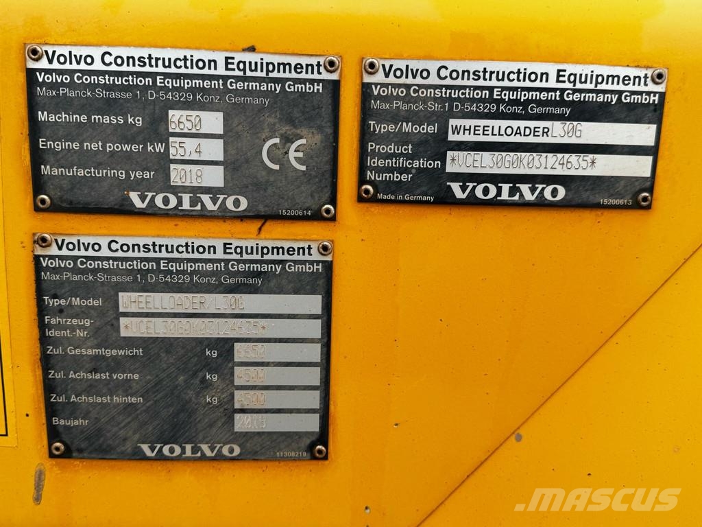 Volvo L30 G . لوادر بعجل