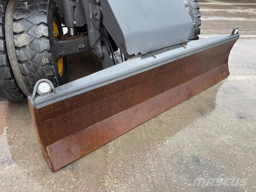 Volvo EW 160 E TILTROTATOR / AC / CENTRAL LUBRICATION Escavatori gommati