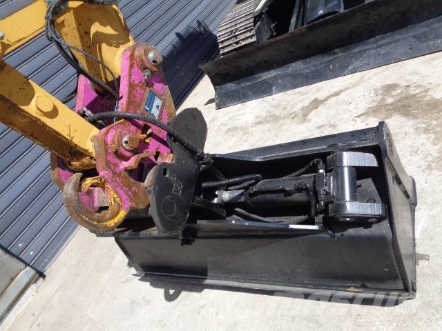 CAT 308 C CR 中型挖掘机