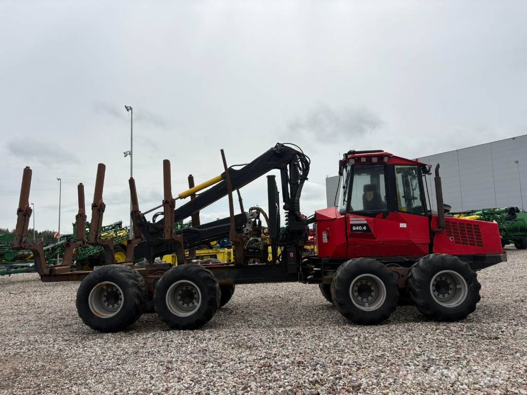 Komatsu 840.4 Vyvážecí traktory