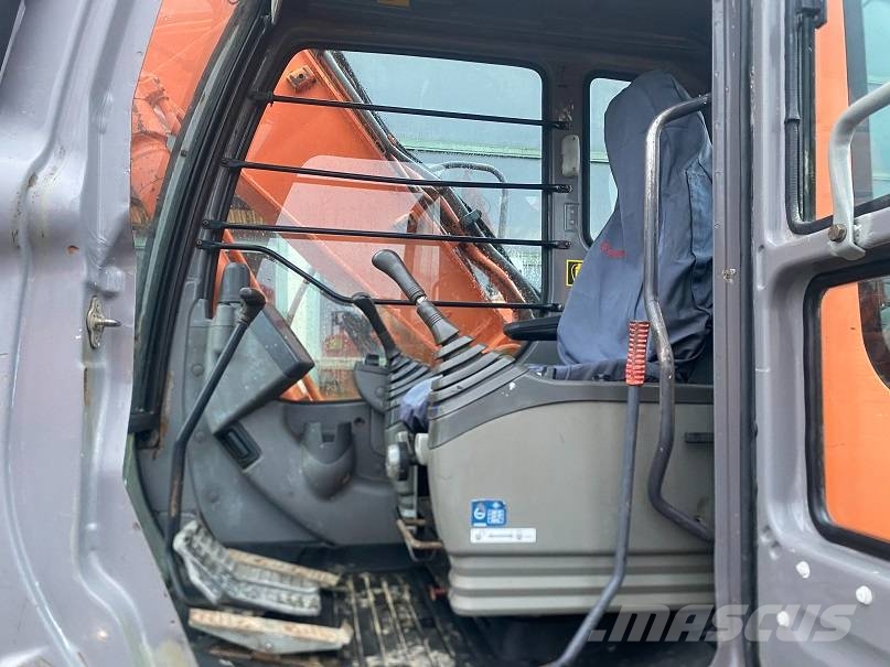 Hitachi ZX 160 LC Kāpurķēžu ekskavatori