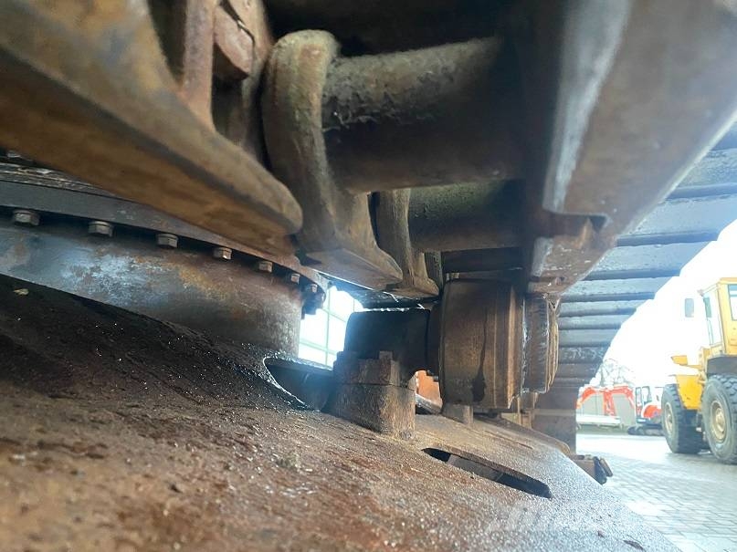 Hitachi ZX 160 LC Kāpurķēžu ekskavatori