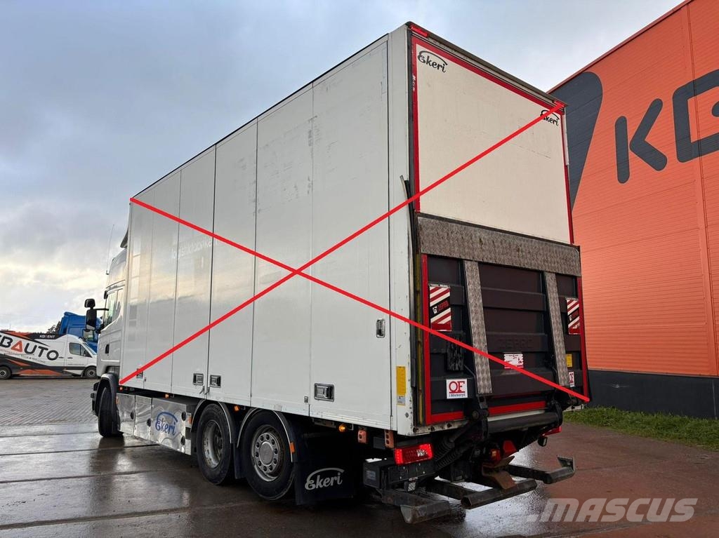Scania R 580 6x2*4 FOR SALE AS CHASSIS / CHASSIS L=7300 m Camiones con chasís y cabina