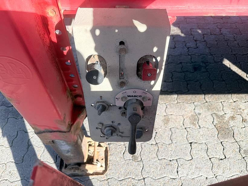 Kel-Berg Tipper / Kippauflieger 37 m3 Savivartės puspriekabės