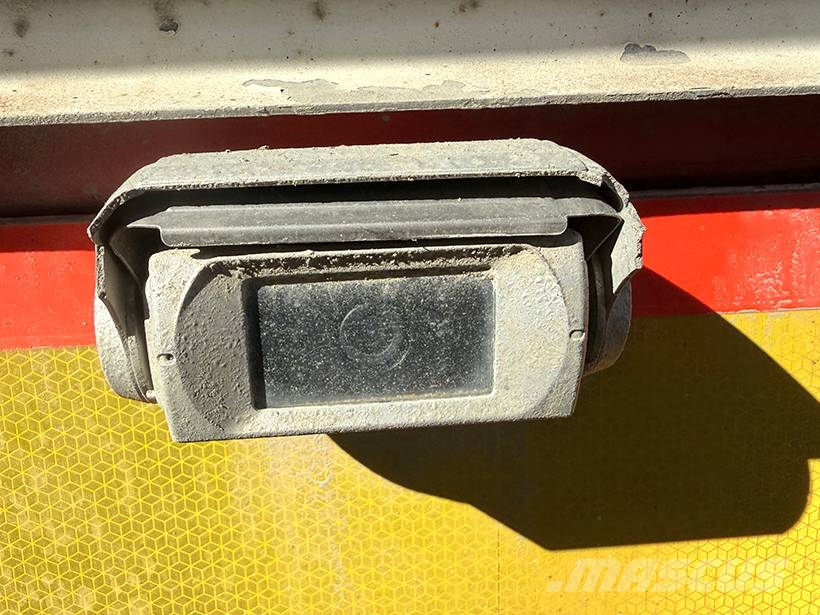 Kel-Berg Tipper / Kippauflieger 37 m3 Savivartės puspriekabės
