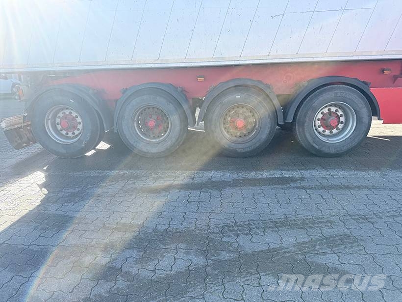 Kel-Berg Tipper / Kippauflieger 37 m3 Savivartės puspriekabės