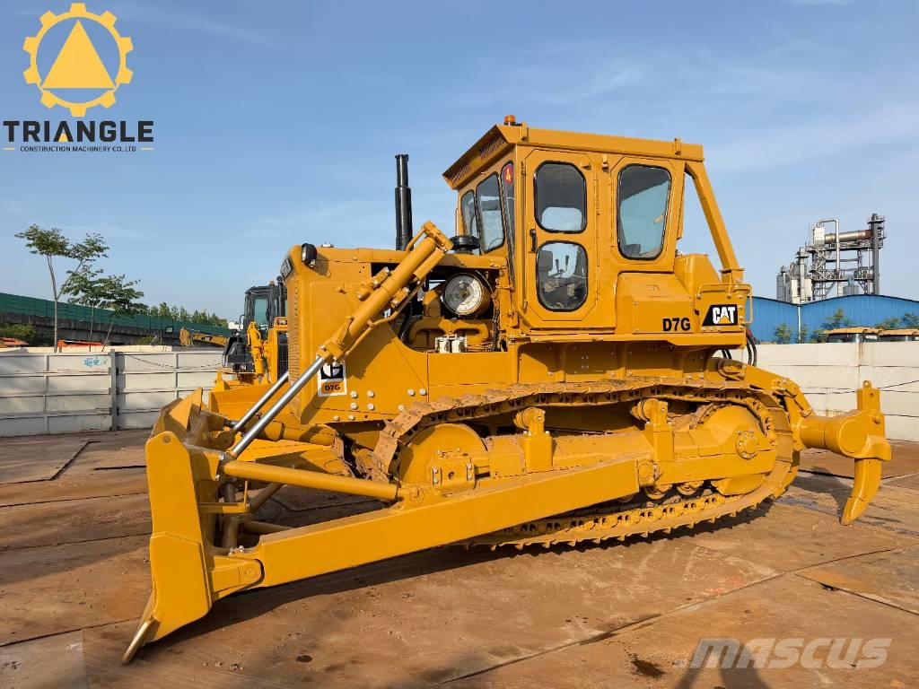 CAT D 7 G Kāpurķēžu buldozeri