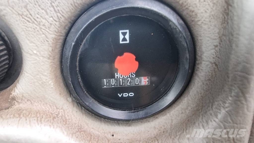 Volvo L 120 G لوادر بعجل