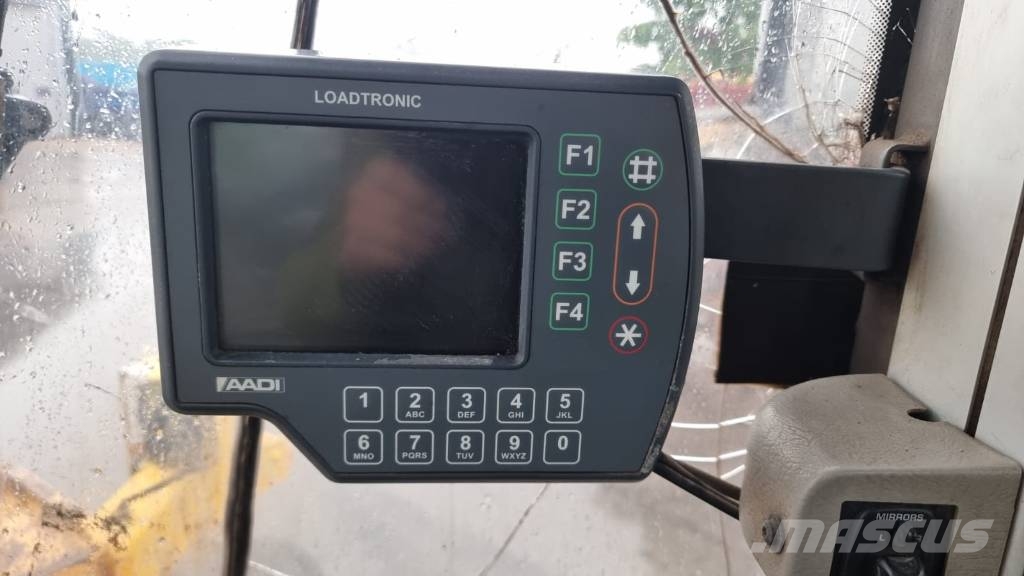 Volvo L 120 G لوادر بعجل