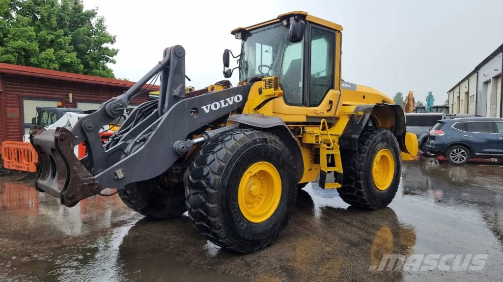 Volvo L 120 G لوادر بعجل