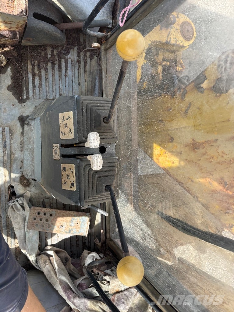JCB 3 CX Kaivurikuormaajat