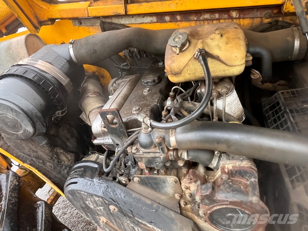 JCB 537-135 텔러 핸들러
