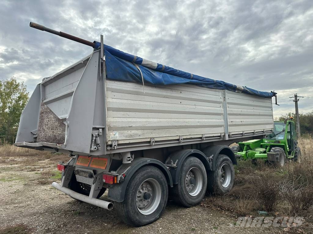 Scharmüller 3A3S HKS Box semi-trailers
