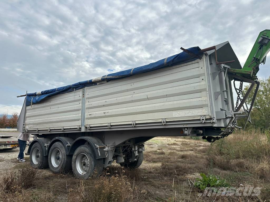 Scharmüller 3A3S HKS Box semi-trailers
