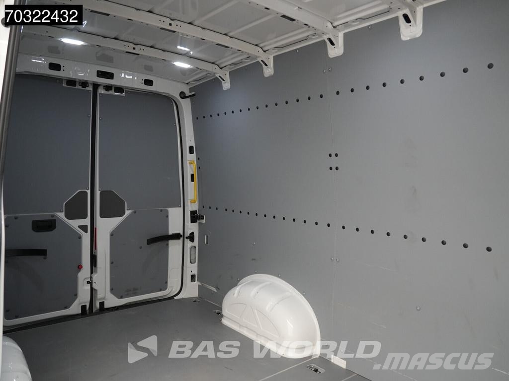 Volkswagen Crafter 140pk Proximaente en Stock! Aire Acondicio Carrinhas de caixa fechada