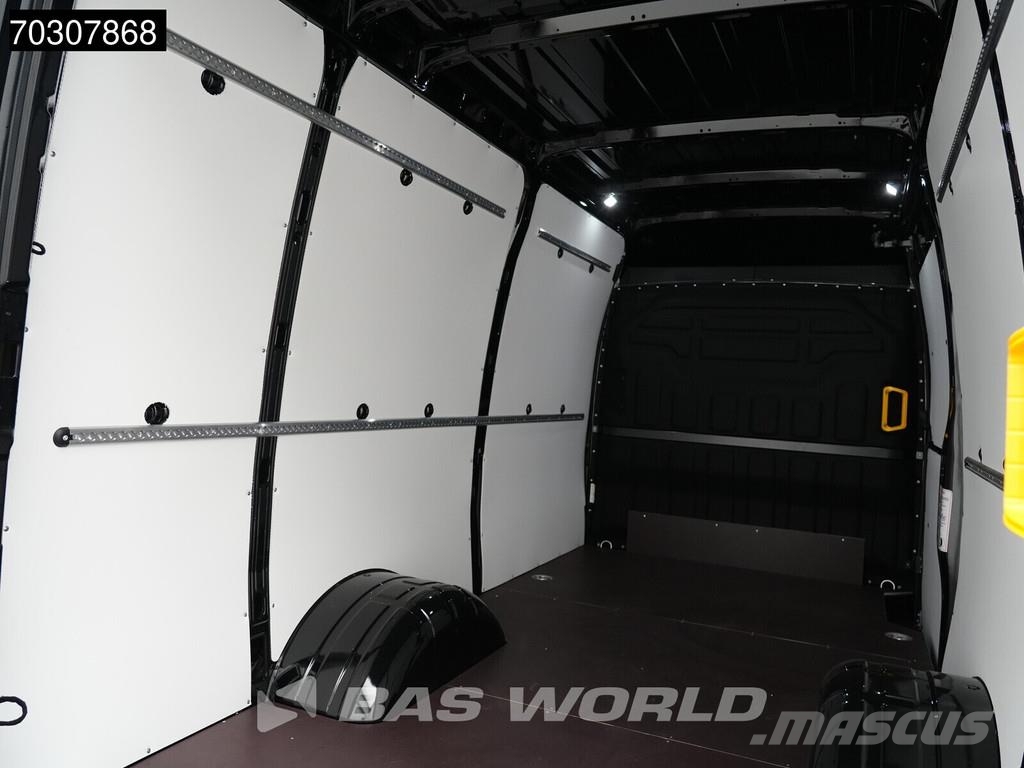 Iveco Daily 35C21 3.0L - Automático - 210CV - L2H2 - LED Furgonetas /Furgón