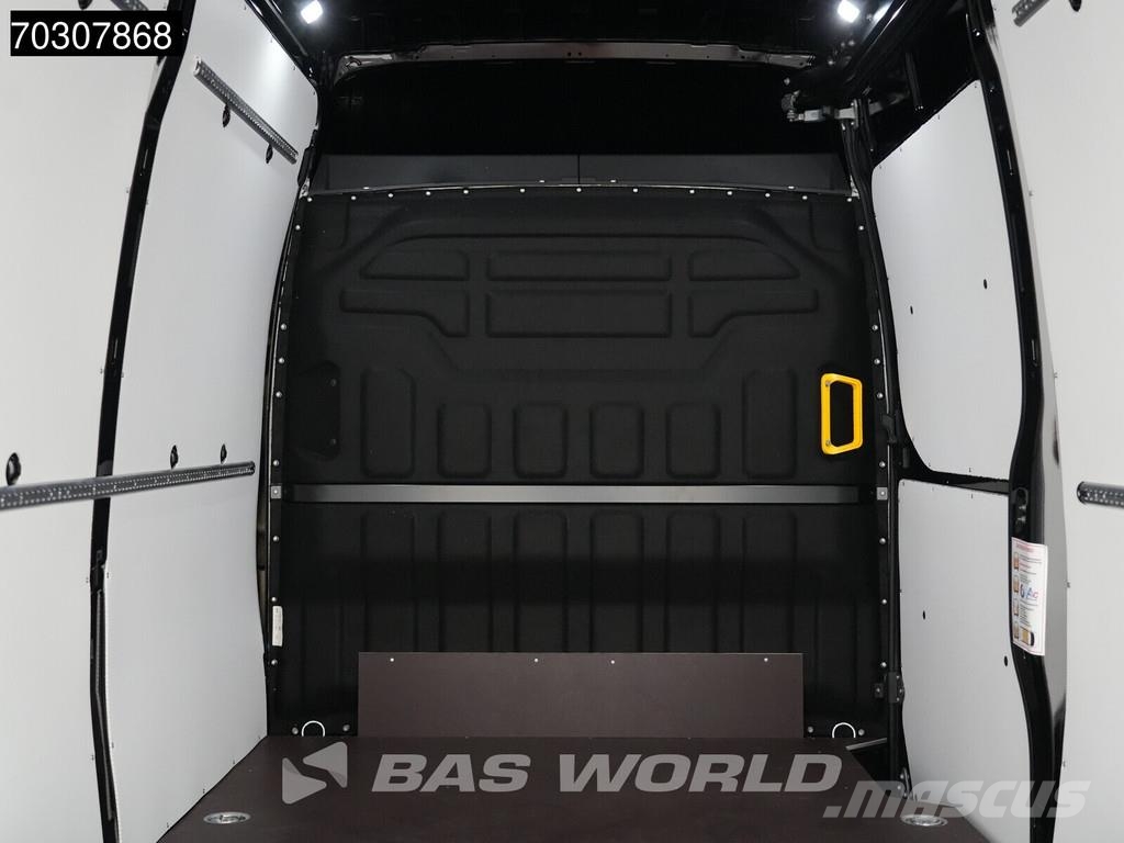 Iveco Daily 35C21 3.0L - Automático - 210CV - L2H2 - LED Furgonetas /Furgón