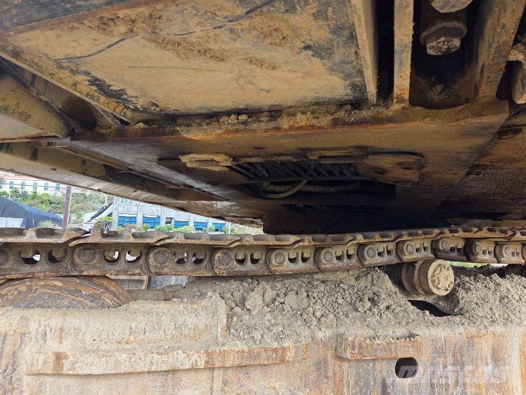 Hyundai HX300 대형 굴삭기 29톤 이상