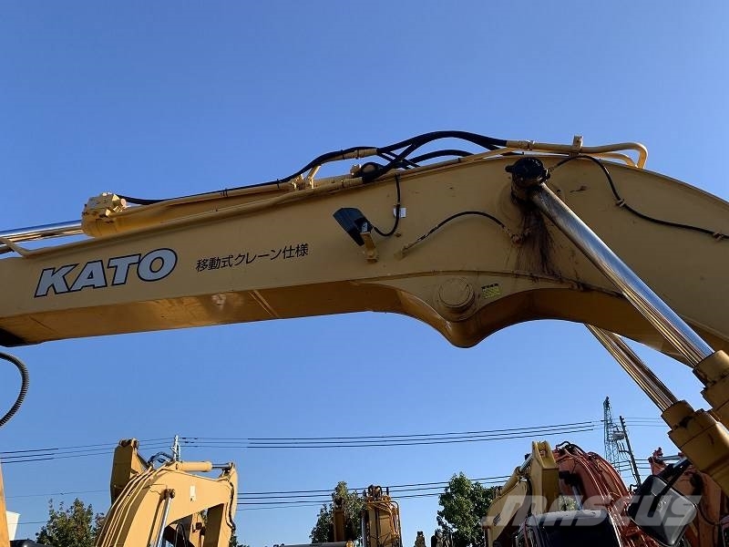 Kato HD513MR-6 Εκσκαφείς με ερπύστριες