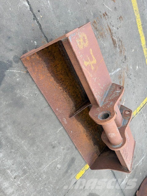 CAT USED BUCKET 1500 MM Retroexcavadoras