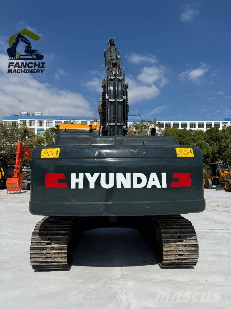 Hyundai 220LC-9S Excavadoras sobre orugas